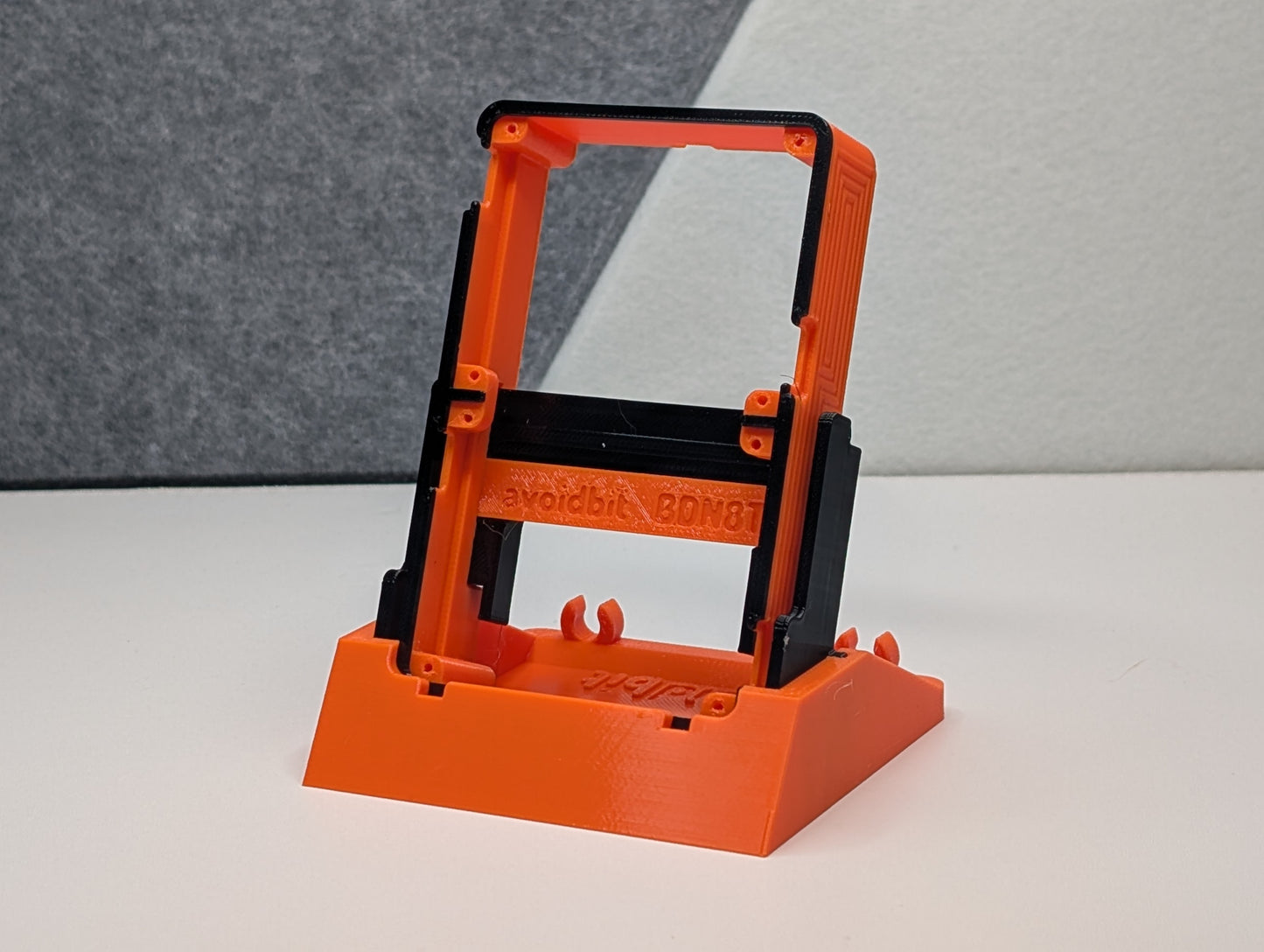 LaunchPad: BitDsk N8-T