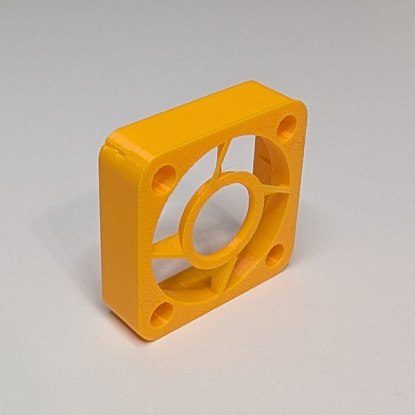 4020 Fan Grill: Sleek Style for Your Cooling Setup